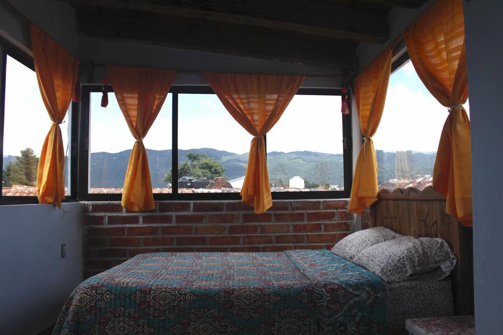 Hostal La Isla San Cristóbal de Las Casas Eksteriør billede